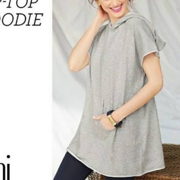 Cabi 5240 Tip Top Hoodie - Picture 1 of 6
